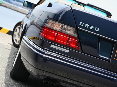 صورة مصغرة 49 لـ 1994 Mercedes-BENZ E-CLASS