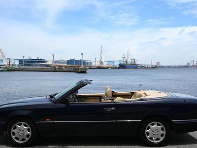1994 Mercedes-BENZ E-CLASS 照片 3