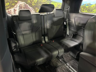 TOYOTA ALPHARD - 9