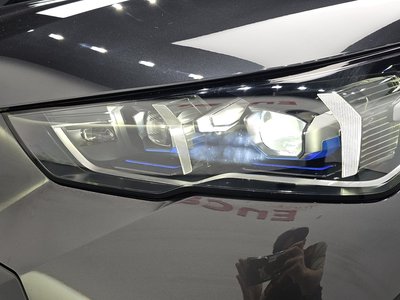 2026 BMW 5 SERIES 照片 9