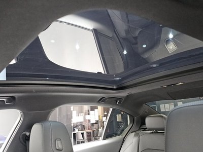 صورة مصغرة 29 لـ 2026 BMW 5 SERIES