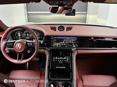 PORSCHE PANAMERA - 5