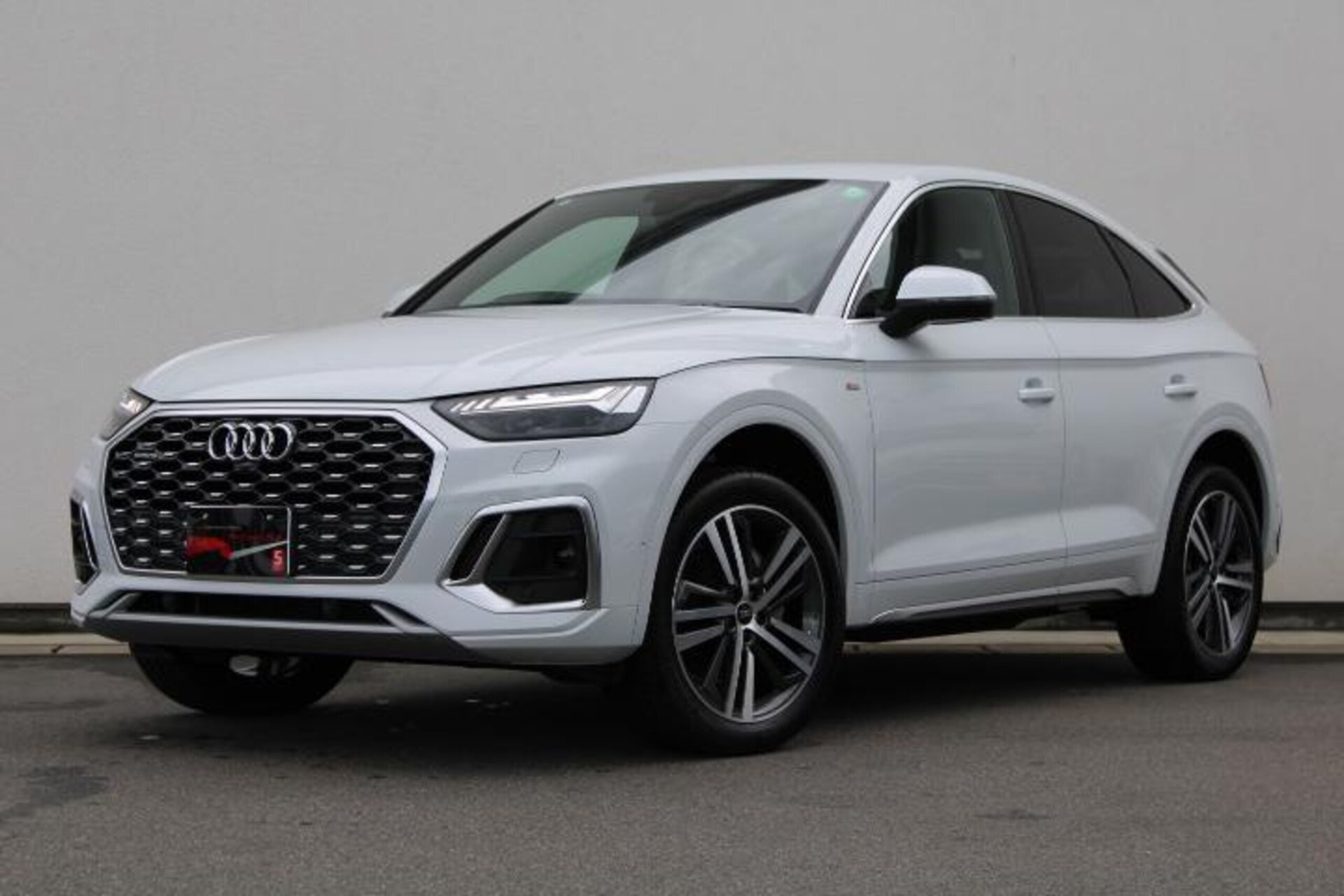 AUDI Q5 SPORTBACK - View 1