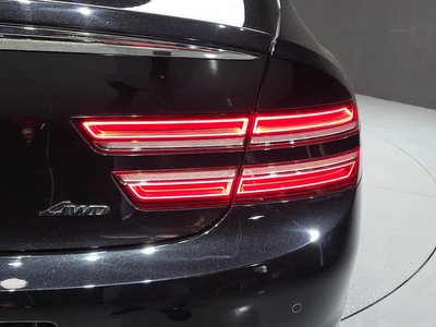 GENESIS G80 (RG3) - 10