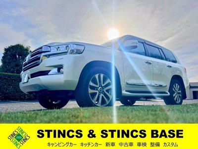 TOYOTA LAND CRUISER 200 - 1