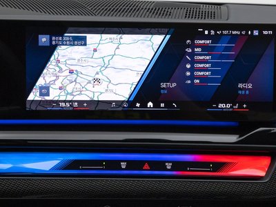 2025 BMW M5 thumbnail 15