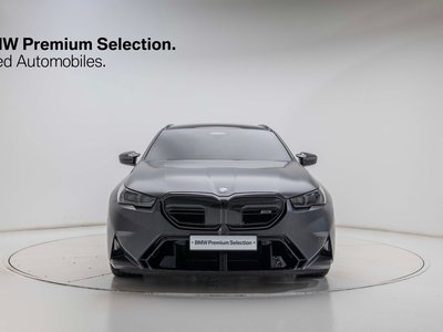 صورة 2 لـ 2025 BMW M5