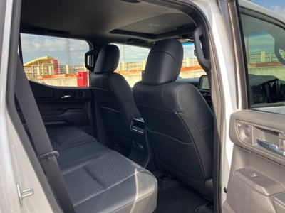 TOYOTA LAND CRUISER 250 - 10