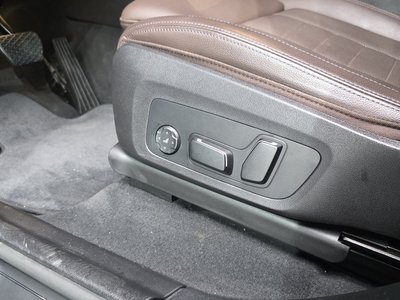 2025 BMW X4 — миниатюра 32