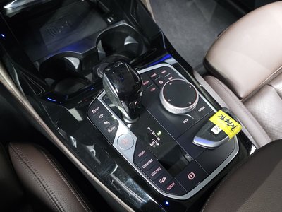 2025 BMW X4 — миниатюра 12