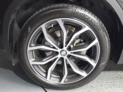 صورة 6 لـ 2025 BMW X4