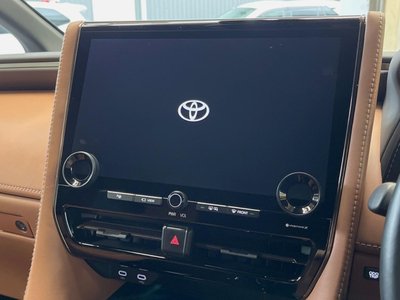 TOYOTA VELLFIRE - 3