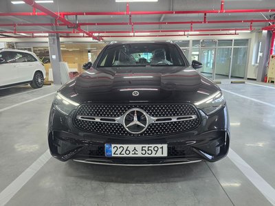 MERCEDES-BENZ GLC