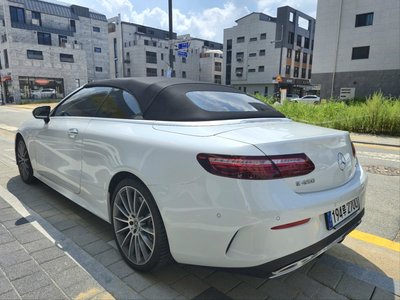MERCEDES-BENZ E-CLASS - 5