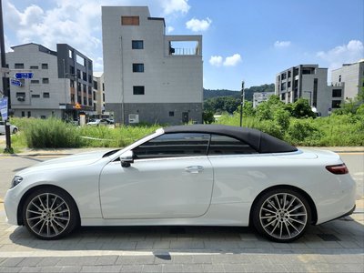 MERCEDES-BENZ E-CLASS - 3