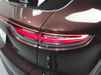 PORSCHE CAYENNE - 10