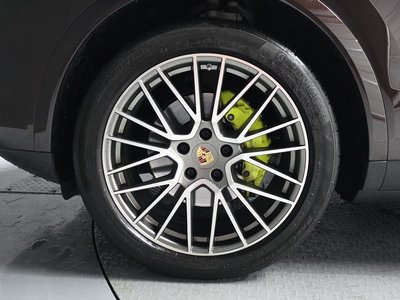 PORSCHE CAYENNE - 6
