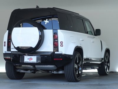 صورة 8 لـ 2024 LAND Rover DEFENDER