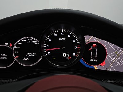 PORSCHE PANAMERA - 8