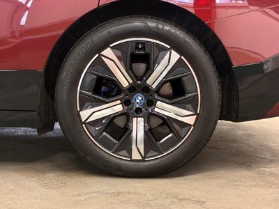 2022 BMW IX thumbnail 70