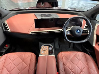 2022 BMW IX thumbnail 30