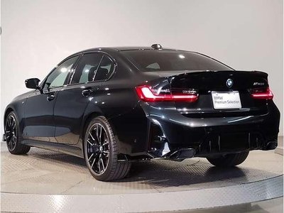 صورة 7 لـ 2023 BMW 3 SERIES