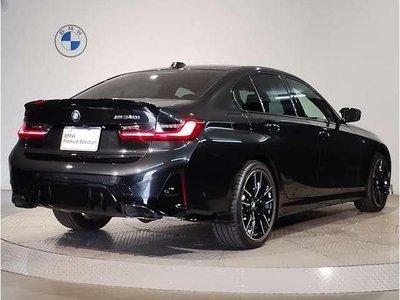 صورة 2 لـ 2023 BMW 3 SERIES