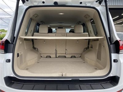 2025 Toyota LAND CRUISER 300 缩略图 41