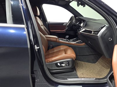 BMW X7 - 10