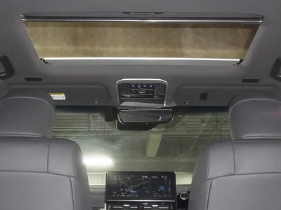 TOYOTA LAND CRUISER 300 - 2