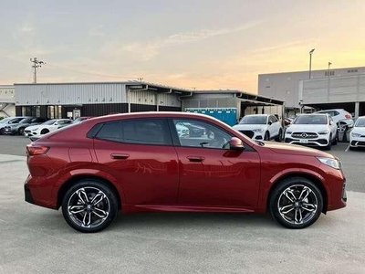 صورة 6 لـ 2026 BMW X2