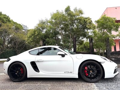 PORSCHE 718 CAYMAN - 5