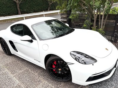 PORSCHE 718 CAYMAN - 2