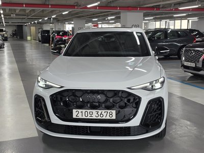 صورة 1 لـ 2025 AUDI Q5