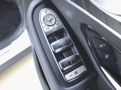 2020 Mercedes-BENZ GLC — миниатюра 22