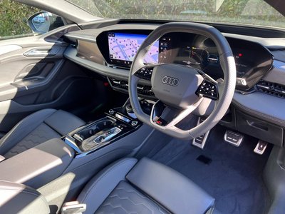 AUDI A6 AVANT E-TRON - 7