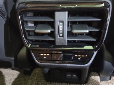 2026 Lexus NX — миниатюра 33