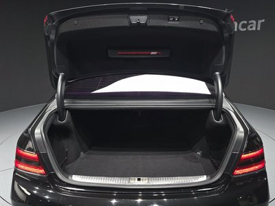 صورة مصغرة 20 لـ 2019 Genesis G90