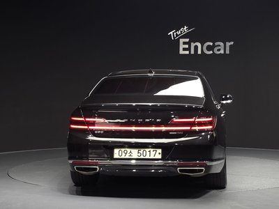 صورة 3 لـ 2019 Genesis G90
