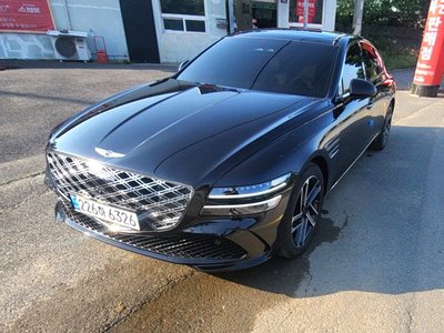 GENESIS G80 (RG3) - 1