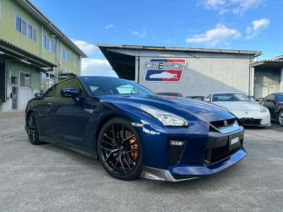 NISSAN GT-R