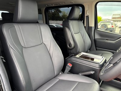 صورة مصغرة 28 لـ 2021 Toyota GRAND ACE