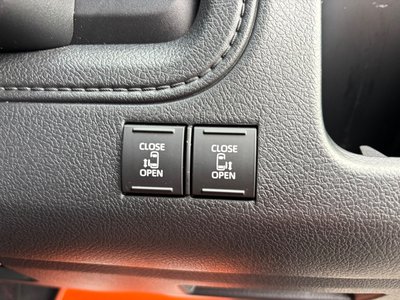 صورة مصغرة 11 لـ 2021 Toyota GRAND ACE
