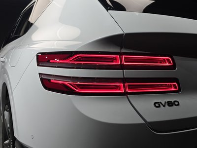 GENESIS GV80 - 10