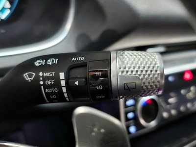 2021 Genesis GV80 thumbnail 32
