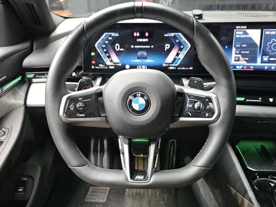 صورة مصغرة 13 لـ 2024 BMW 5 SERIES
