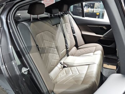 صورة مصغرة 11 لـ 2024 BMW 5 SERIES