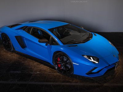 LAMBORGHINI AVENTADOR - 2