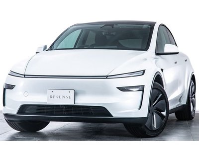 TESLA MODEL Y - 5