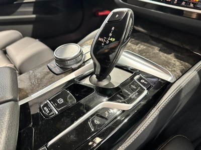 صورة مصغرة 35 لـ 2021 BMW 5 SERIES